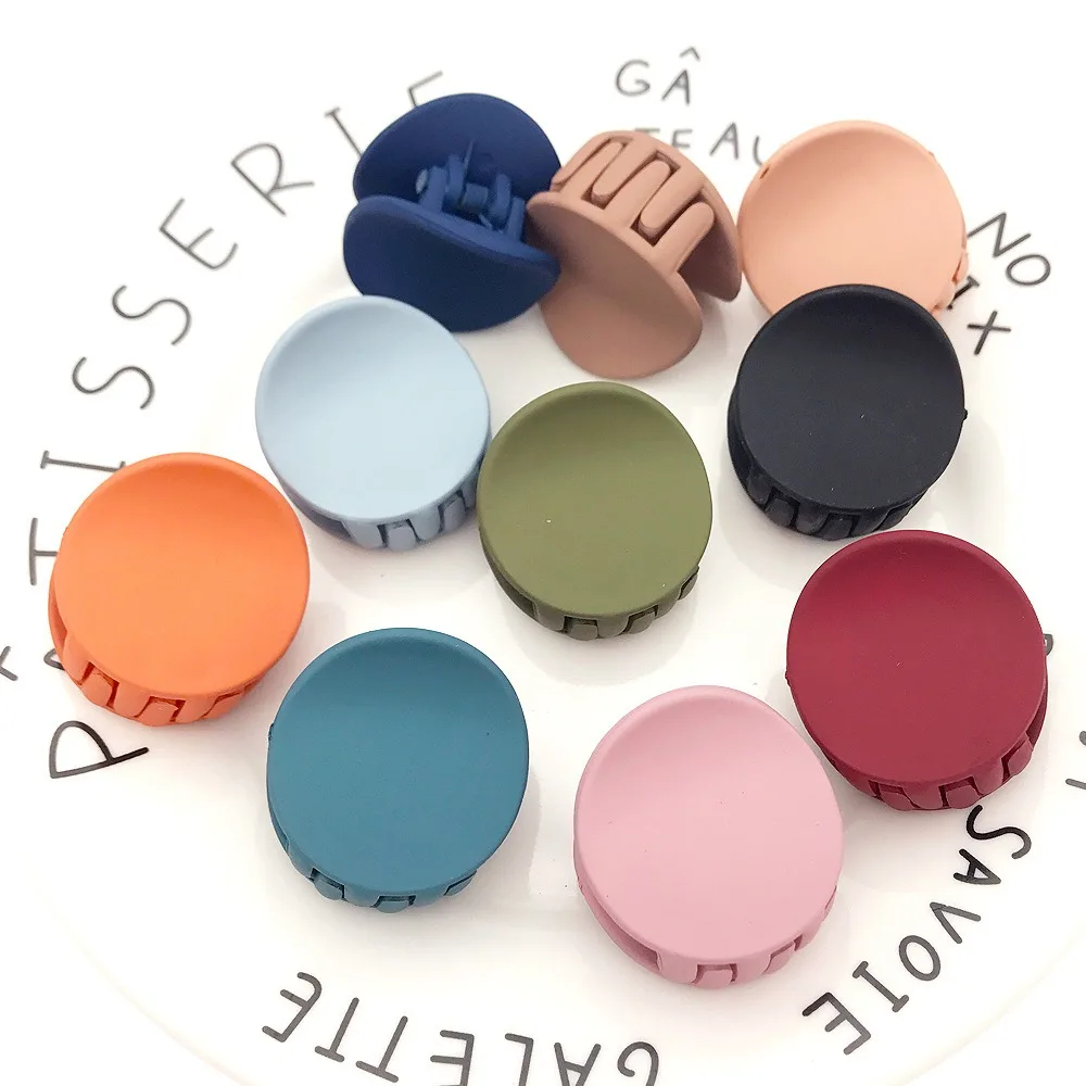 

Fashion Women Matte Hair Claws Solid Color Geometric Cute Hairpins Round Acrylic Hair Clips Crab Headwear Hair Accessories