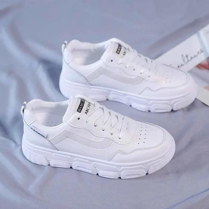 Женские кроссовки из ПУ кожи Вулканизированная подошва плоская толстая