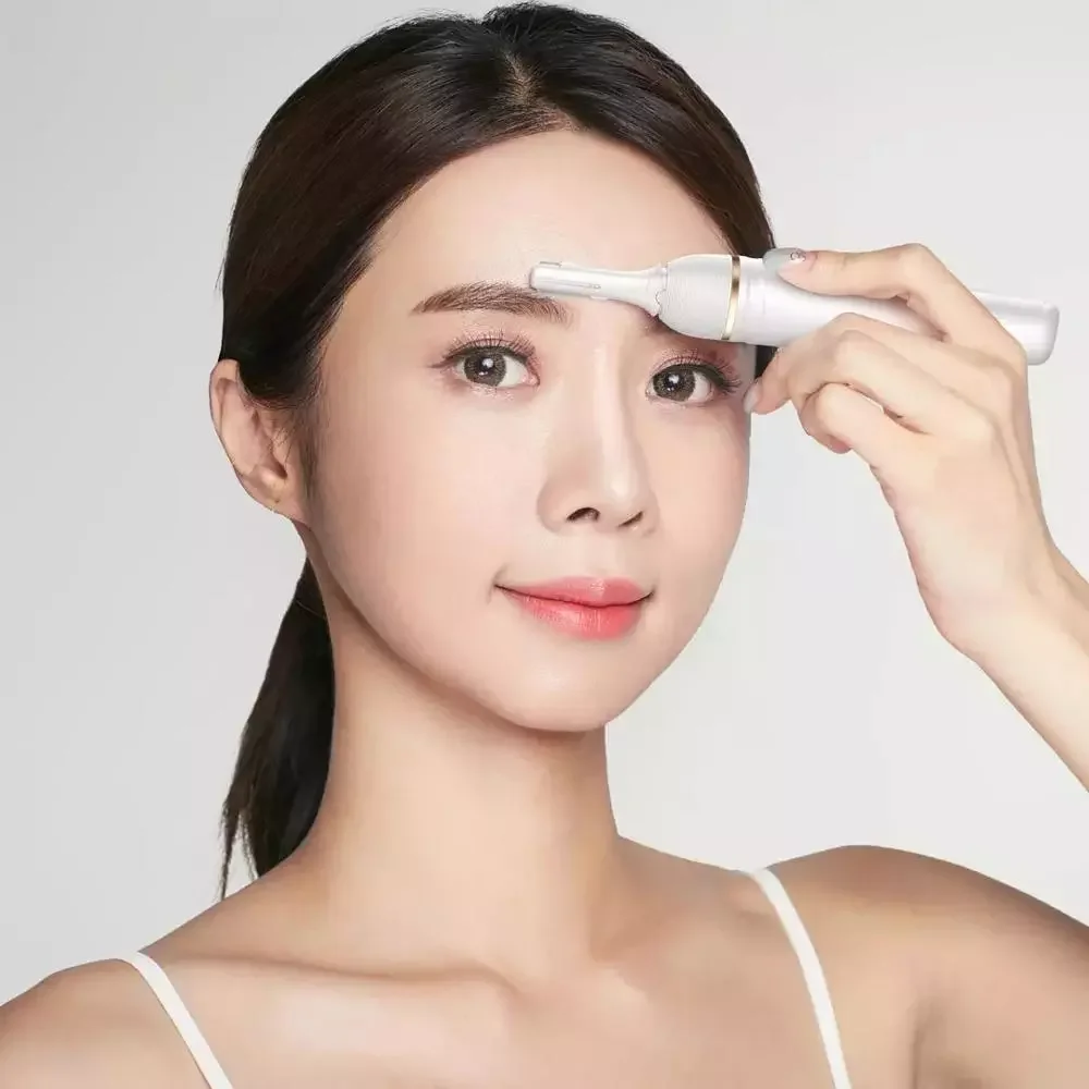 

Xiaomi WellSkins WX-TM01 Multi Functional Eyebrow Trimmer Shaver All Over The Body 30 Adjustable Cutter Head No Skin Injury