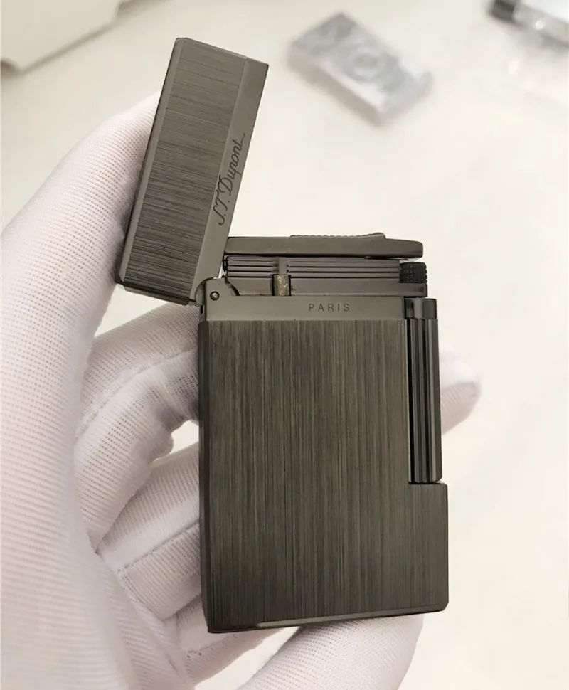 Зажигалка на газ, ветрозащитная для сигарет Dupont Bright Sound. Новая, с камнем и адаптером колеса.