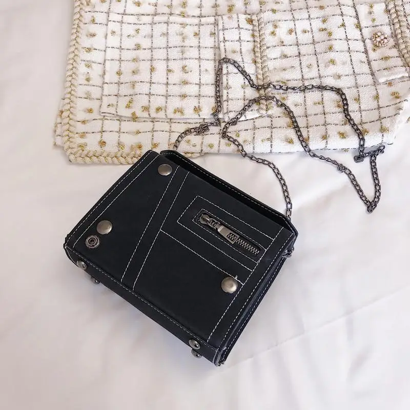 

Female Messenger Bags Black Pu Leather Small Crossbody Bags for Women Chain Fashion Hasp Rivet