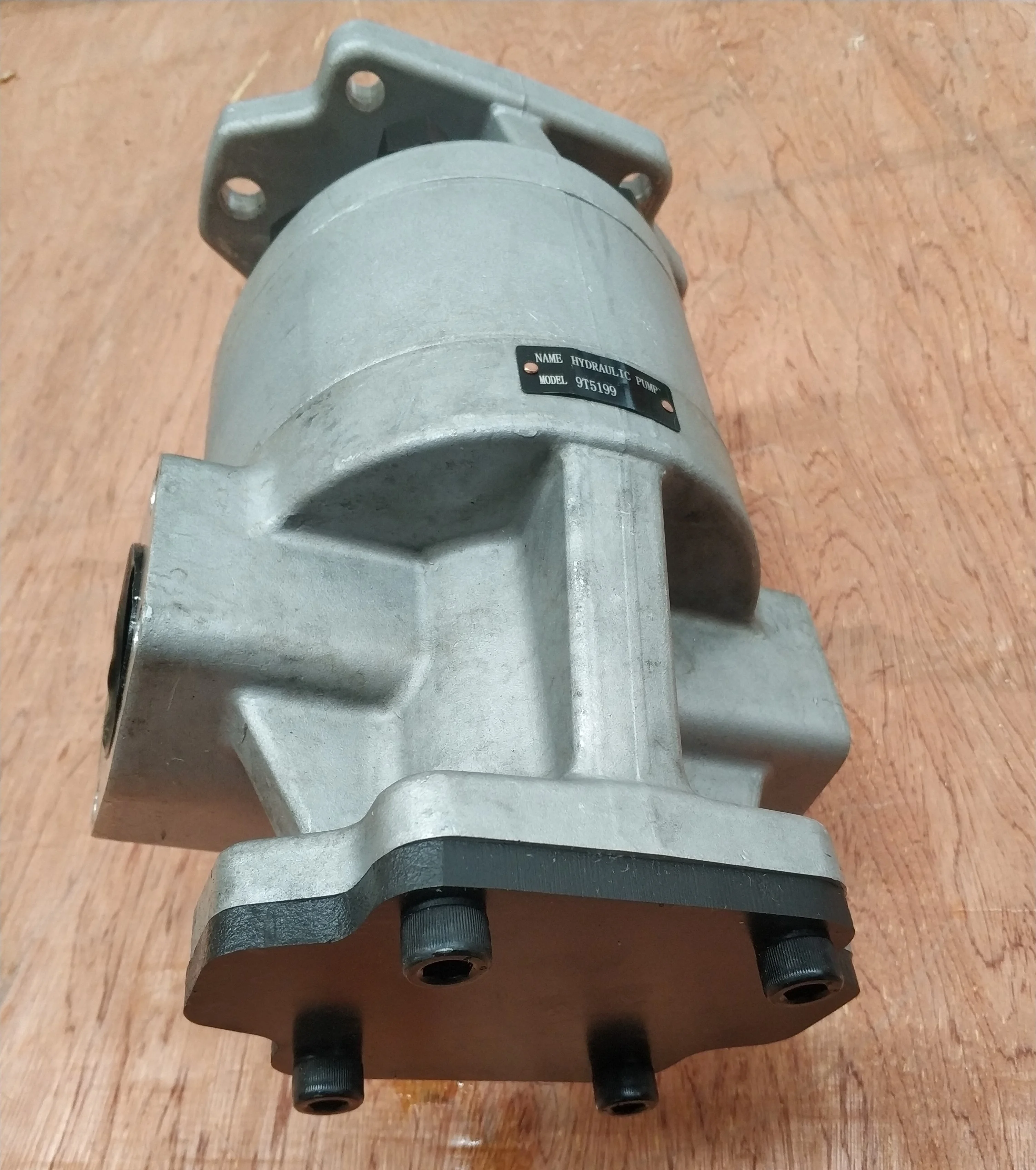

Loader part Hydraulic Gear Pump, Main Pump ( Cast aluminum) 9T5199 for Loader 980C