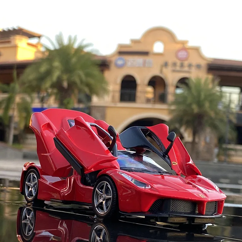 

New 1:32 Ferraris Super Sports Car Model Simulation Sound And Light Pull Back Alloy Car Children's Metal Toy Car Gift Decoration