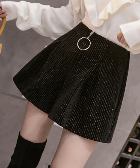 

Fashion Shorts Woman 2021 Plus Size High Waist Booty Shorts Female Loose Beach Black