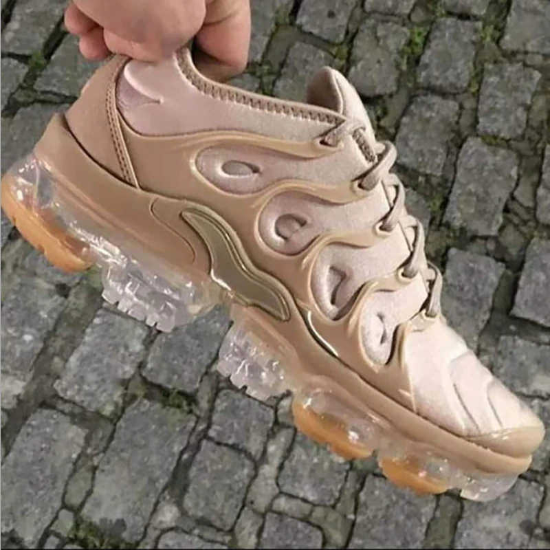 

2021 Men Running Shoes Breathable Outdoor Sports Shoes Lightweight Sneakers for Women Comfortable Athletic Air Cushion Shoes