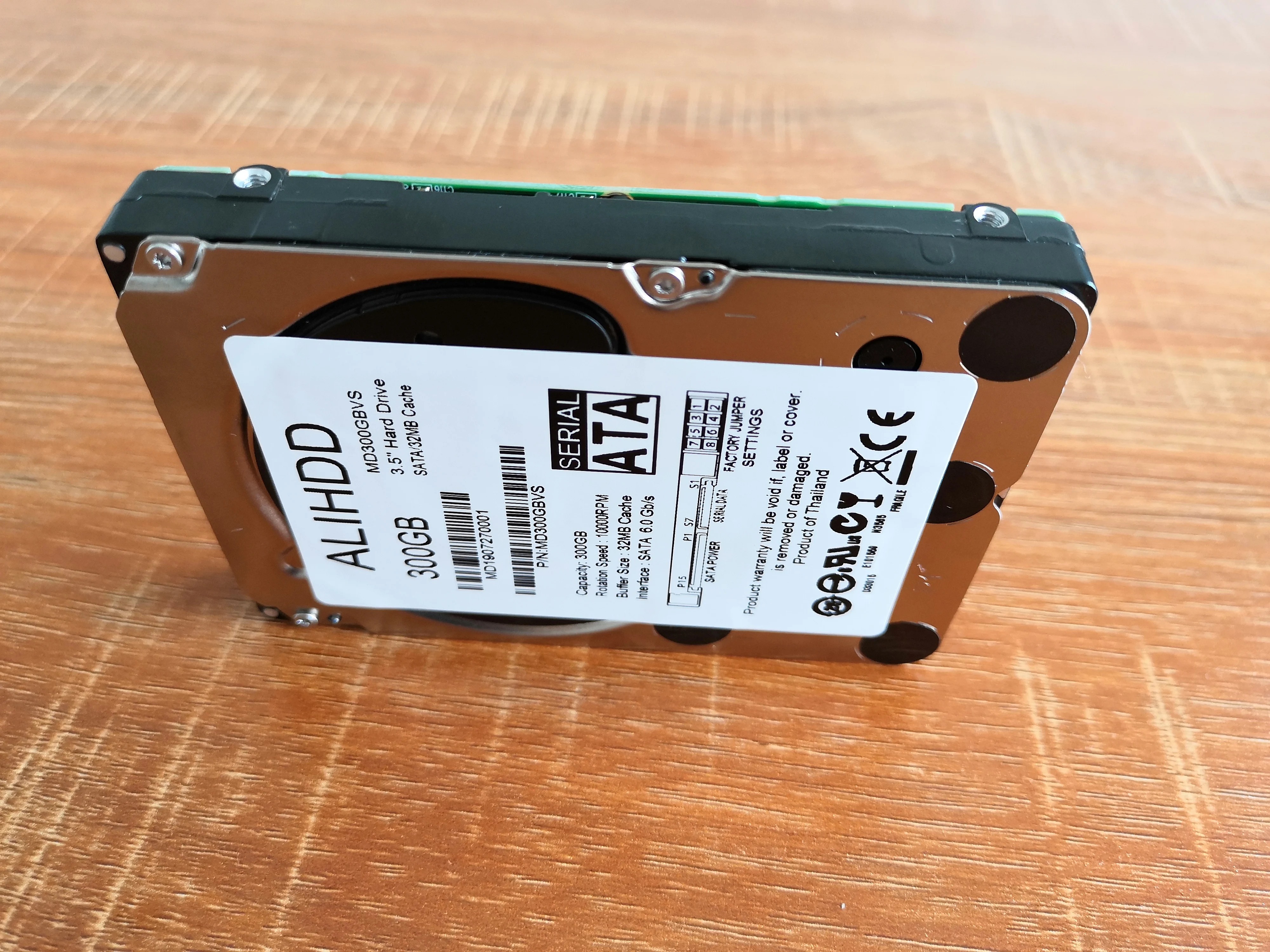 WD3001BKHG белая этикетка МаxDigital // MD300GB SAS 2.5 дюйма сервер жесткий диск гарантия на 1