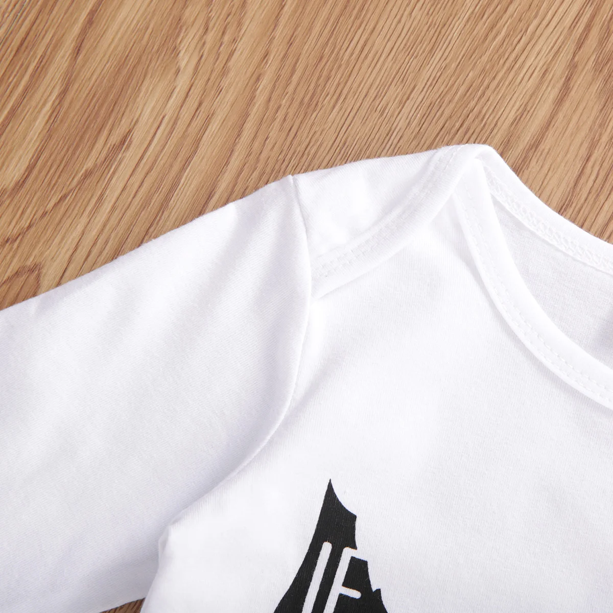 

Newborn Baby Spring Autumn Outfits Letter Print Long Sleeve Jumpsuit+Red Plaid Trouser+Hat 3Pcs Fashion Casual Clothes Set 0-18M