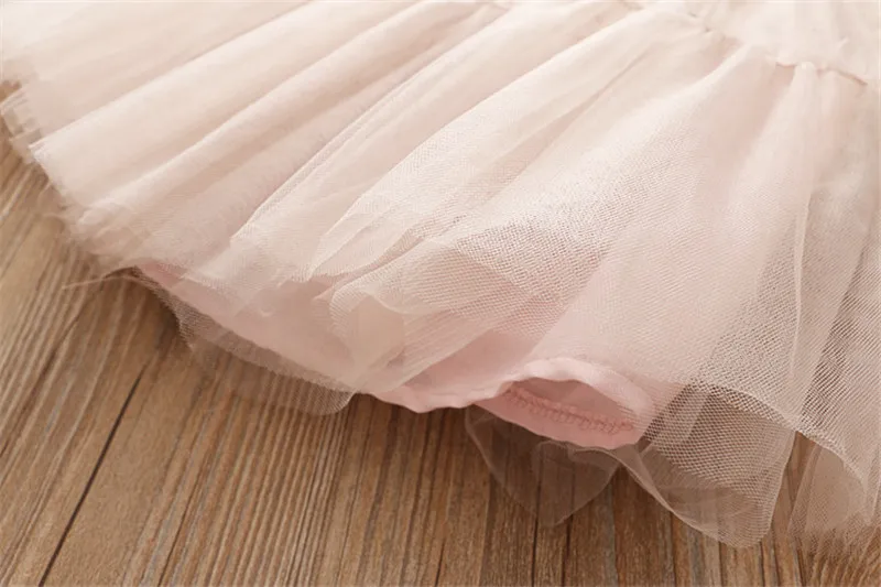 Детская одежда костюм для девочек Футболка с кроликом и открытыми плечами + юбка