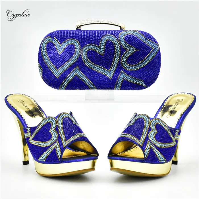 Популярные туфли-лодочки розового цвета на тонком высоком каблуке с вечерней