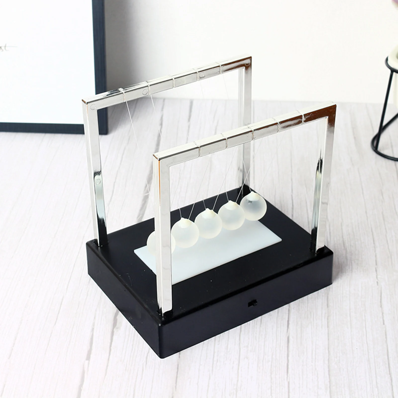 

School Children Swing Pendulum Plastic Early Development Educational Desk Toy Newtons Cradle Steel Balance Physics Ball