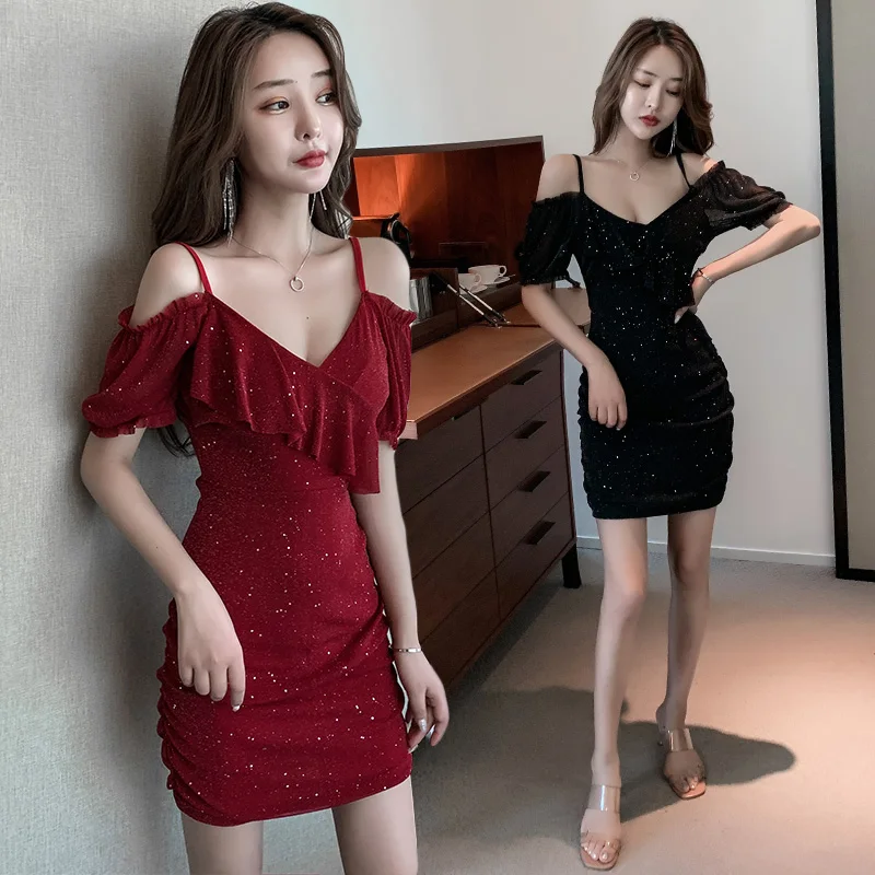 Женское платье лето 2020 новинка блестки сексуальное стройнящее с низким вырезом