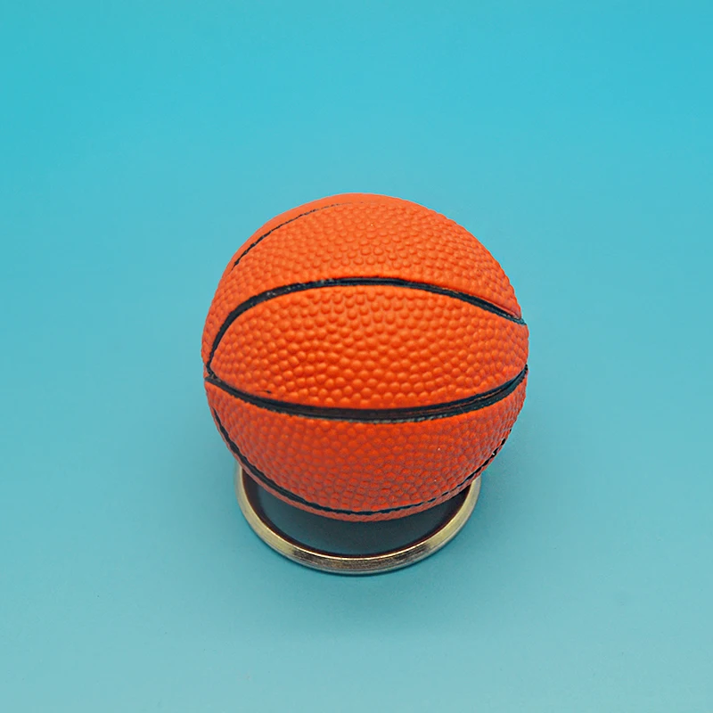 

1PCS Hot Men Personal Simulation Leather New Basketball Keychain Souvenir Fashion Keychains Gift For Child