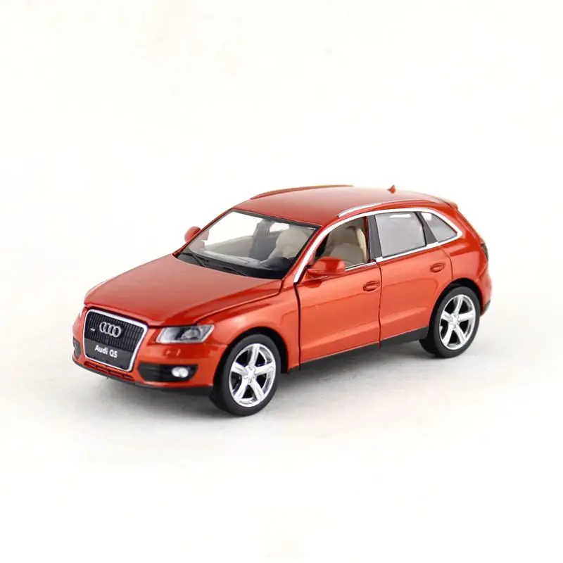 Оранжевый /Литье под давлением модель игрушки/1:32 Масштаб/Audi Q5 спортивный внедорожник автомобиль/тяга/звук и свет/Набор для обучения/подарок/Дети - Цвет: Оранжевый