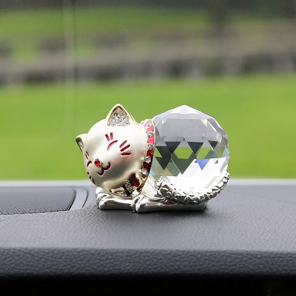 

Украшение для автомобиля золотистый и серебристый Кот удачи кристалл украшение салона автомобиля Приборная панель автомобильные аксессуа...