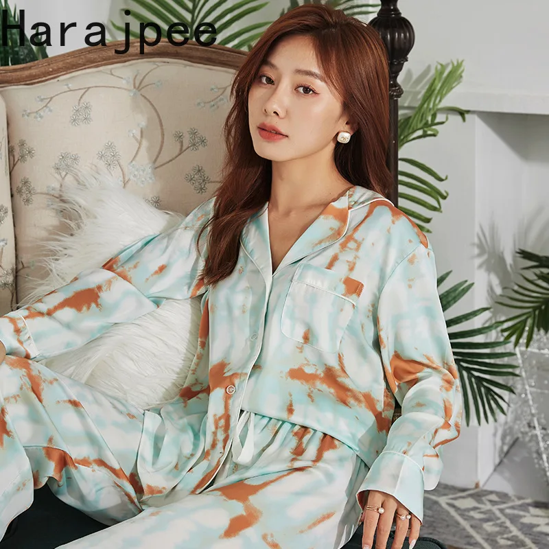 

Harajpee Women Pajama 2021 Spring Autumn French Vintage Sweet Tie Dye Printing Design Long-Sleeved Lapel Ice Silk Home Wear Suit