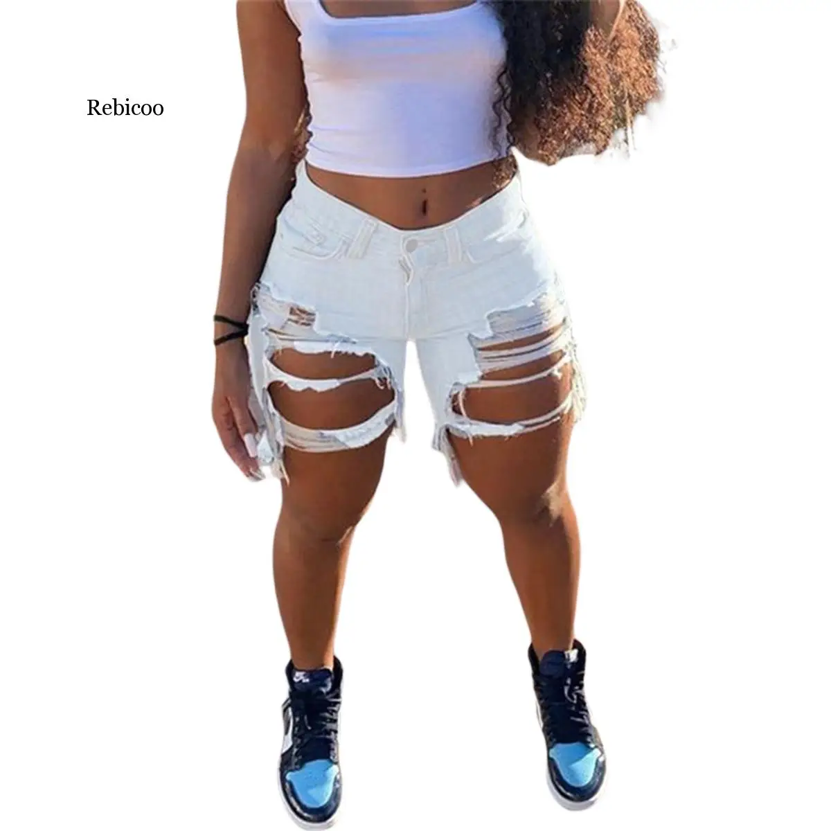 Женские рваные джинсовые шорты с дырками стильные со средней посадкой и