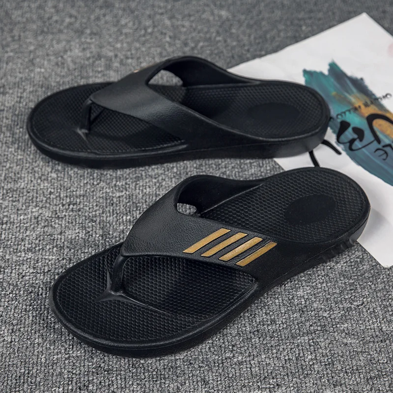 

Brand Light New 2021 Slippers Flat Men Casual Shoes Outdoor Wear-resistant Breathable Fashion Indoor Sandy Beach Home Non-slip