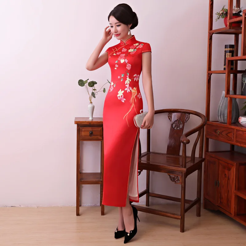 

Women Print Floral Bride Wedding Party Cheongsam Classical Short Sleeve Long Chinese Dresses Sexy Hight Collar Satin Qipao Skirt