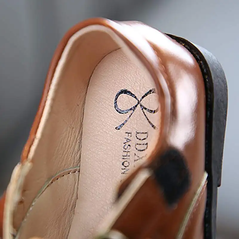 

Kid's Shoes Spring Autumn Children Casual Shoes New Girls Kids Soft-soled Wild Hollow Slip Shoe