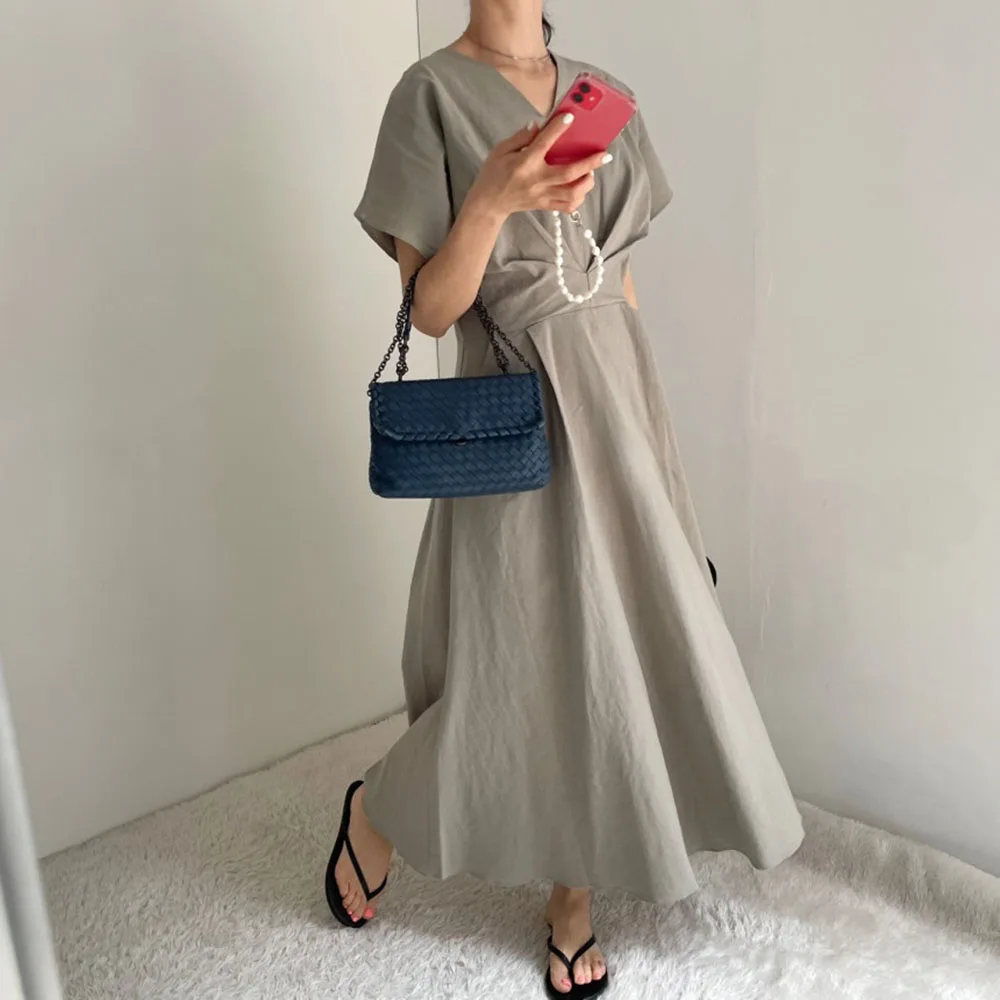 

Женское однотонное платье в японском стиле, Элегантное повседневное простое платье с высокой талией и V-образным вырезом, лето 2021