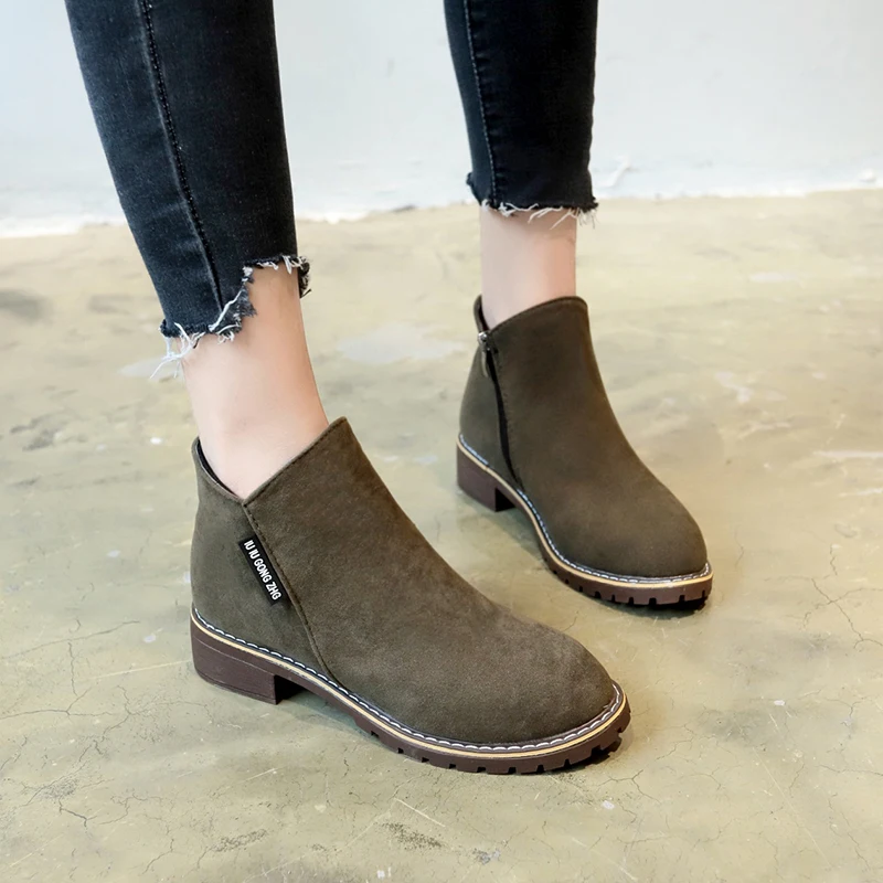 

Martin boots 2019 winter new frosted women's shoes boots plus velvet winter round head boots