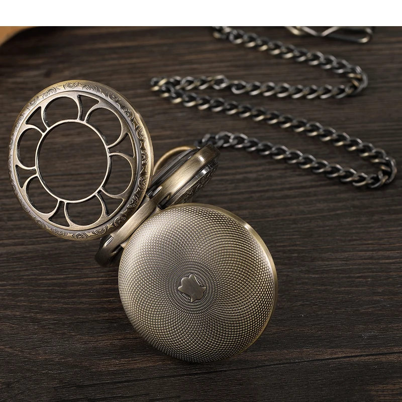 Mechanical Pocket Watch Antique Bronze Skeleton Dial Fob Chain Hollow Out Case Hanging Clock with Gift Box for Men Dropshipping