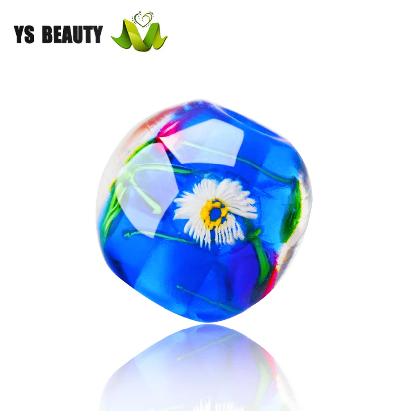 Маленькие бусины-вишенки браслет из бисера ручной работы украшения для дома