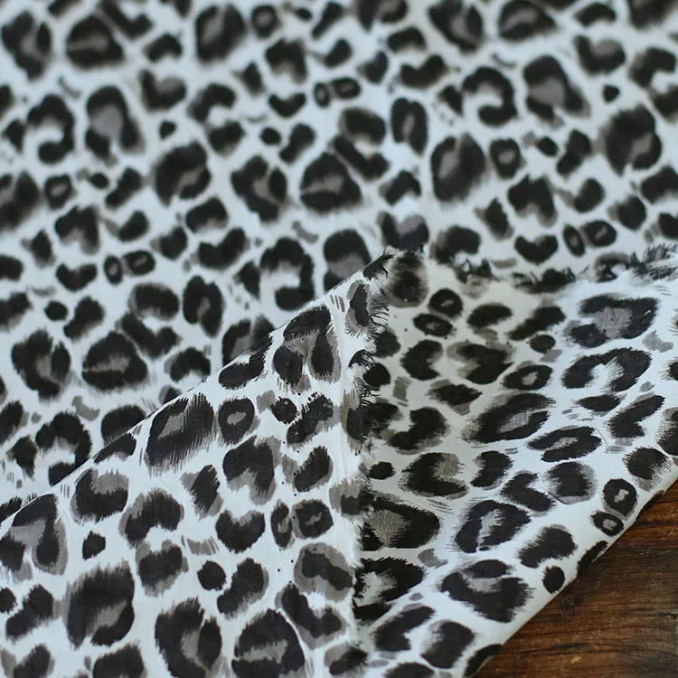 Высококачественная ткань из чистого хлопка с леопардовым принтом | Дом и сад