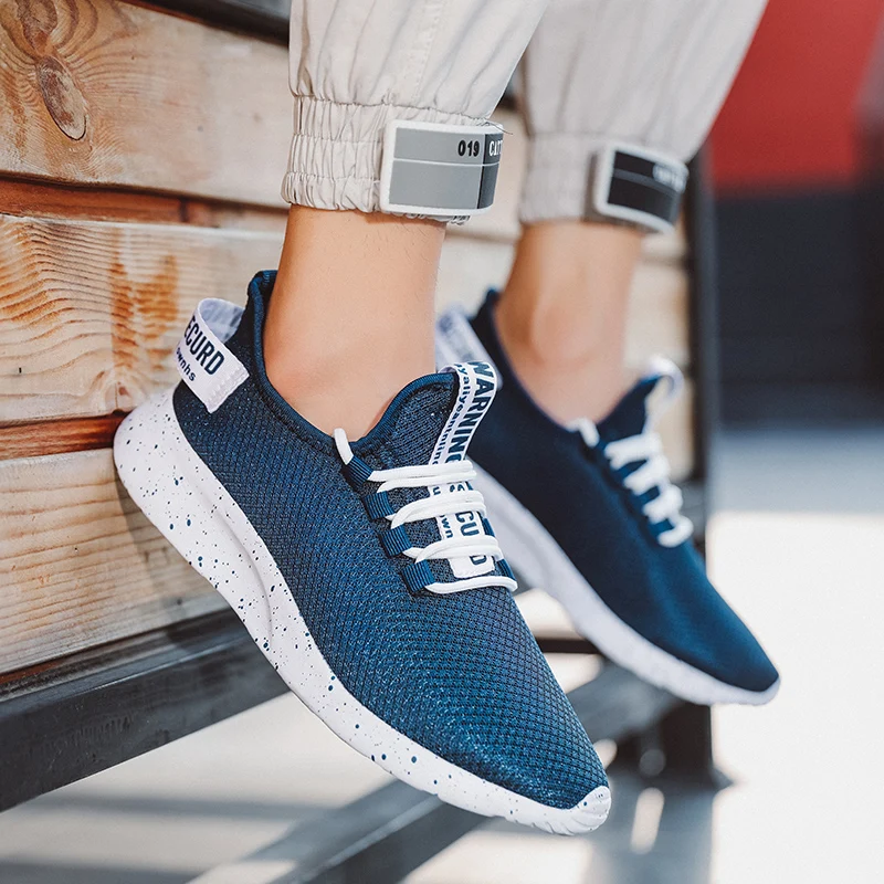 

2021 New Designers Casual Shoes Men Style Cow Split Sneakers Male Lightweight Outdoor Fashion Footwear Man Trendy Comfy
