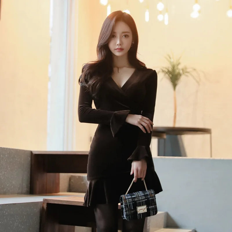 Новинка 2019 однотонное бархатное платье в Корейском стиле женское осеннее мини с