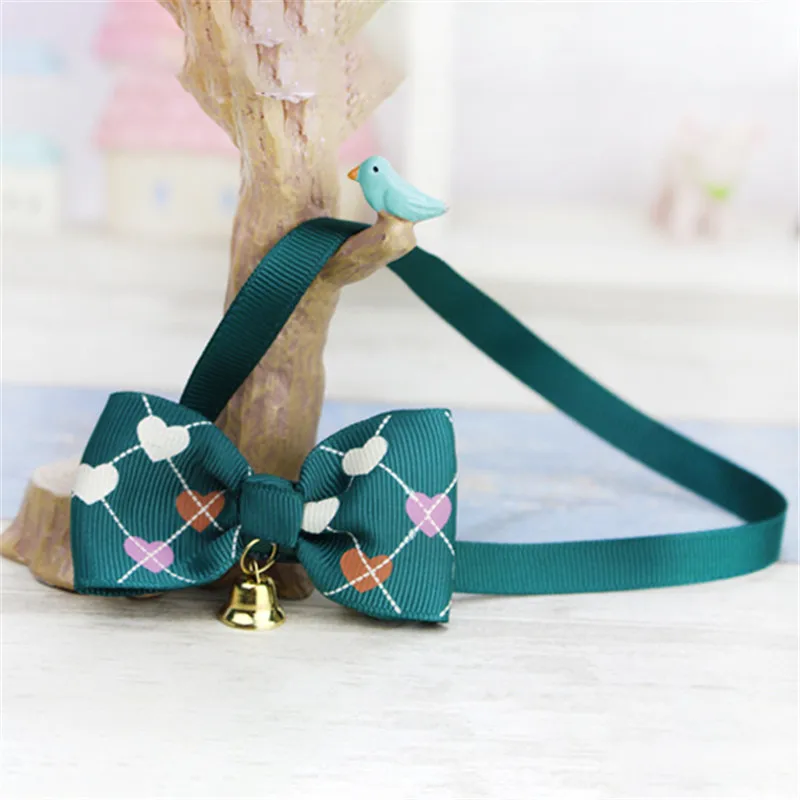 

1 Piece Fashion Pet Collars Bow Bells Tie Adjustable Dog Cat Collars Leashes Puppy Kitty Cute Kawaii Bowknot Dog Accessories