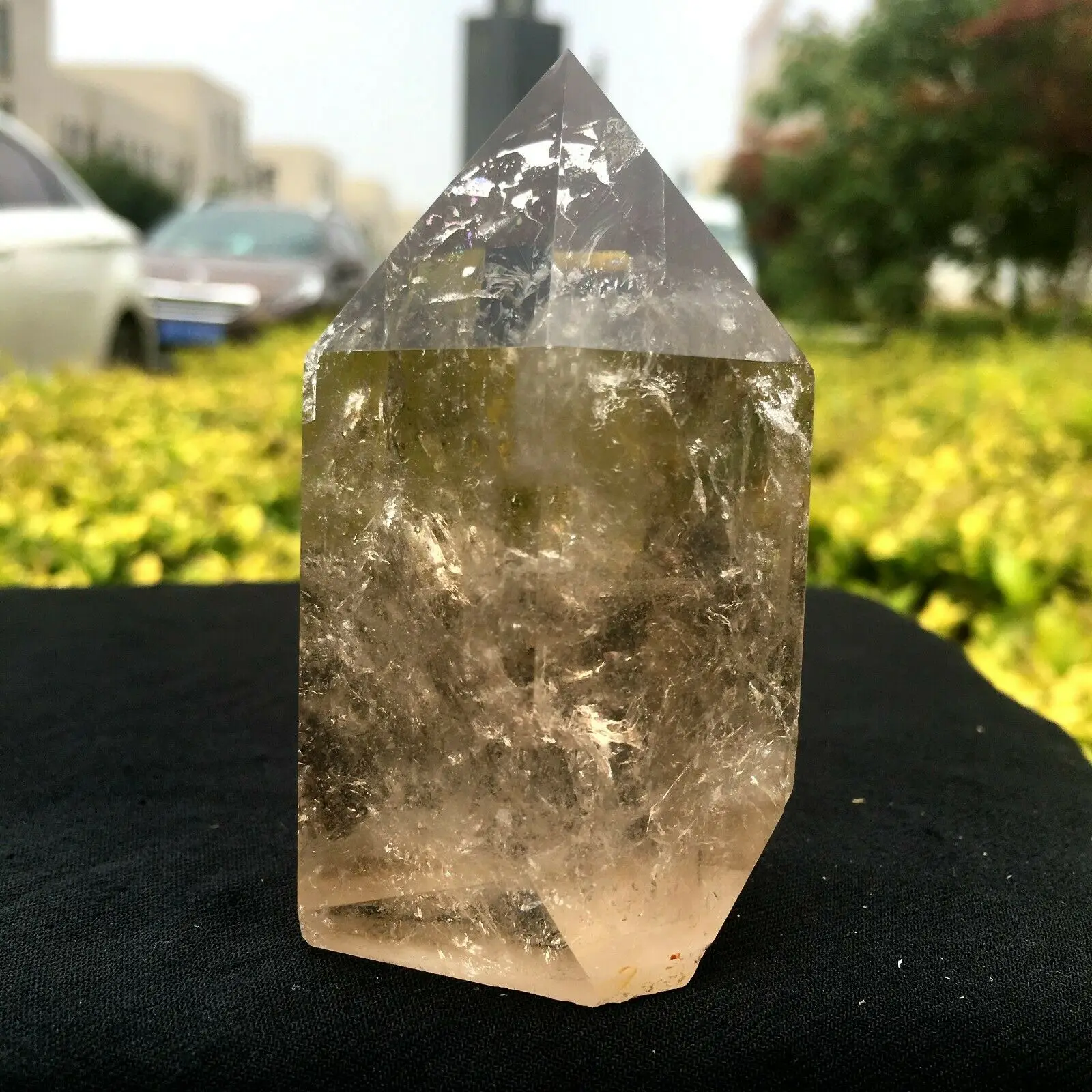 

NATURAL TEA CRYSTAL STONE COLUMN CRYSTAL REIKI HEALING