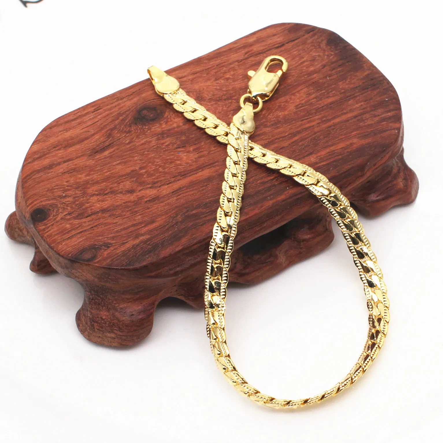 

2021 New Trendy Cuban Chain Unisex Bracelet Classic 18k gold Width Chain Bracelet For Men Women Jewelry Gift anniversary jewelry