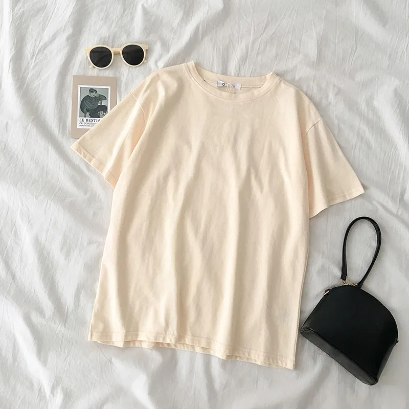 Женская футболка HELIAR однотонная хлопковая с коротким рукавом и о вырезом на лето