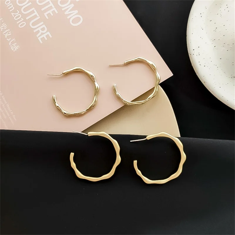 Креативные простые женские серьги из металла Корейская версия новых