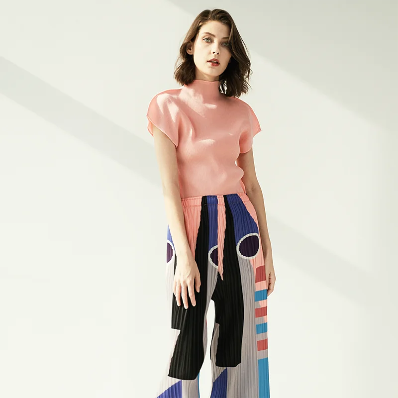2021 Summer Miyake pleated simple stranger things tshirt tumblr holographic female vest aesthetic clothes 5250 | Женская одежда