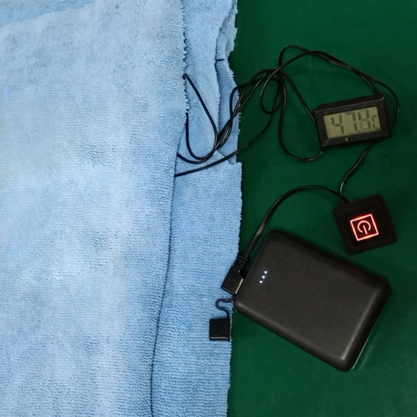 

1 Pair 6.5*9CM 5V USB Heated Socks Carbon Fiber Pads Electric Heated Insoles Winter Warm Arm Hands Waist Heated Gloves