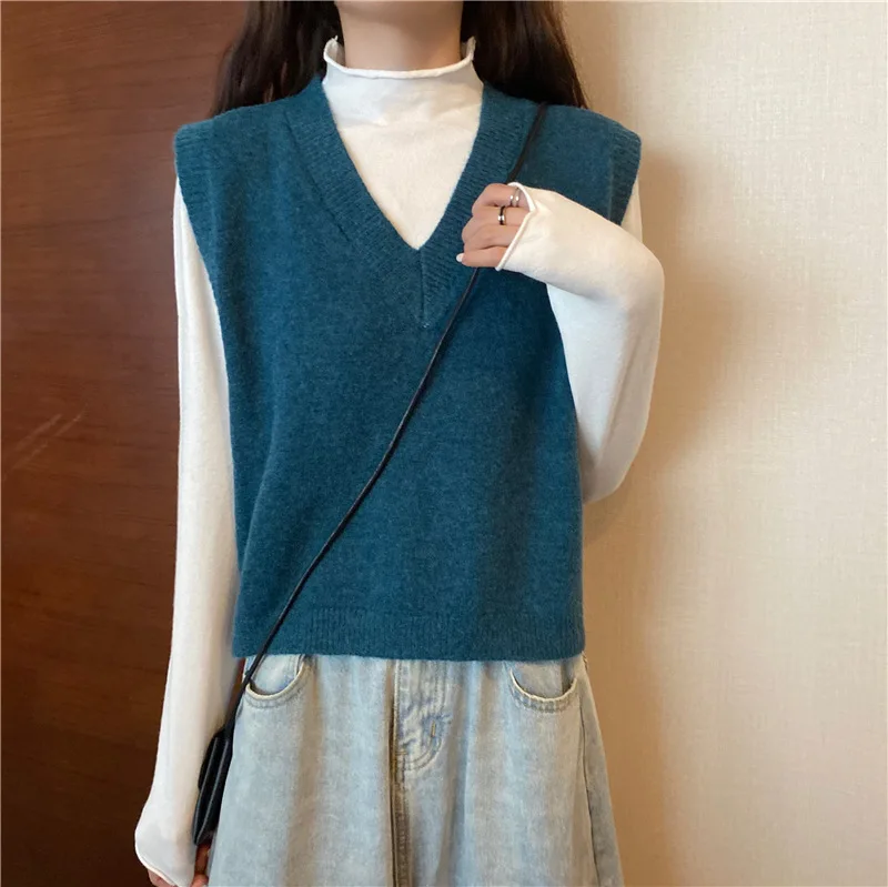 

2020 New Knitted Vest Early Autumn V-neck Vest Sweater All-match Loose Vest Net Red Fashion Solid Color Sleeveless Knitted Top
