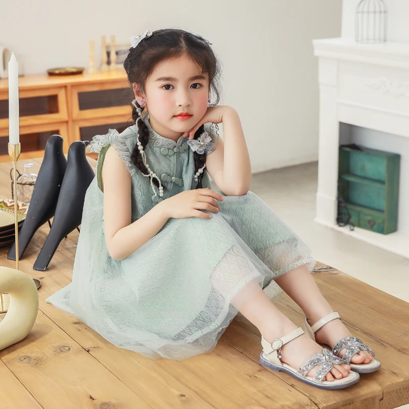 

Newest Summer Shoes 2021 Girls Rhinestone Princess Sandals for Girl Breathble Soft Flat Slippers Sliver Child Casual Shoes