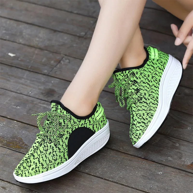 Женские кроссовки увеличивающие рост весна шнуровка повседневная женская обувь