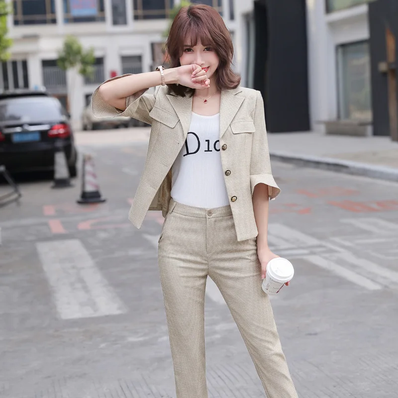 Костюм женский с расклешенными рукавами жакет и брюки комплект для работы