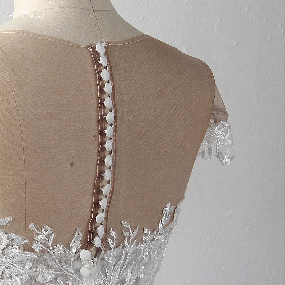 Свадебное платье Yiaibridal RSW1570 бальное цвета слоновой кости с кружевными