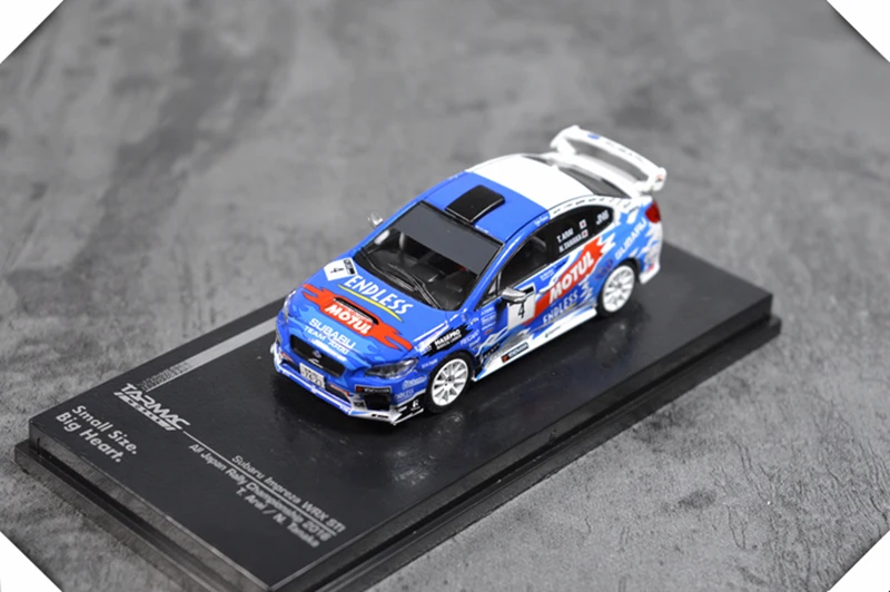 1: 64 масштабная модель автомобиля сплав литья под давлением синий Impreza WRX STI миниатюрная сцена Игрушка гоночный автомобиль Настольная коллекция подарок