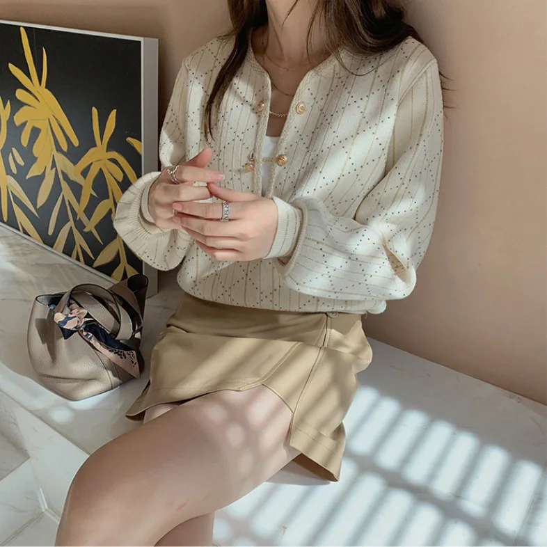 

autumn Winter Women Korean Style Slim Long Lantern Sleeve Plaid button Cardigan Sweater Knitwear Coats WDC8851