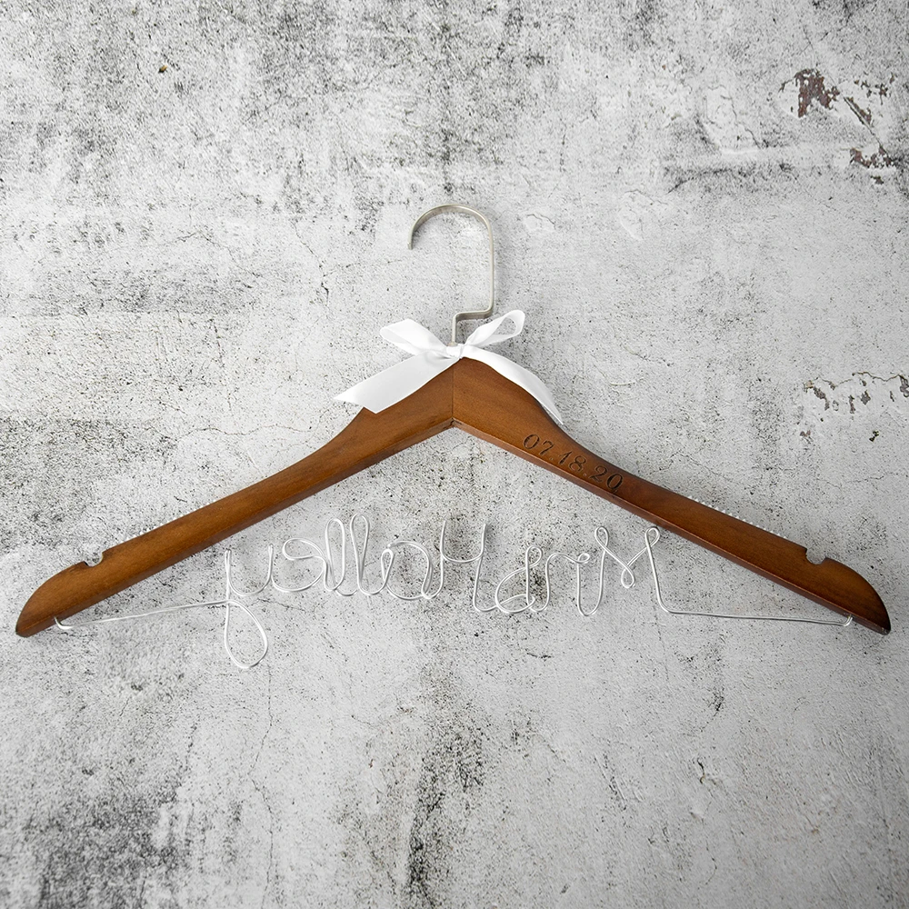Пользовательские деревянные Свадебные вешалки выгравированные