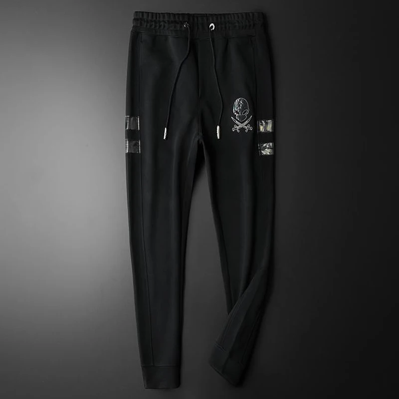

2021 autumn and winter new men's round neck sports casual suit fashion embroidery light luxury trendy men's fashion two-piece su