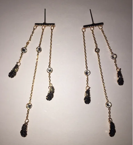 MANDY 2019 Fashion Black Feather Long Fringe Earrings 5497873 Accessories To Give Her Girlfriend A Holiday Gift | Украшения и