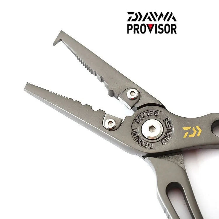 New DAIWA Titanium Alloy Fishing Pliers Scissors Hook Remover Braid Line Cutting Lure Tackle with Coiled Lanyard | Спорт и