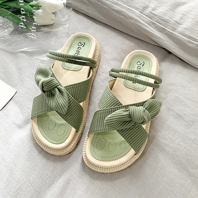 

Slippers women's outer wear ins tide 2021 summer new net red fashion out of Rome lazy thick-soled beach sandals