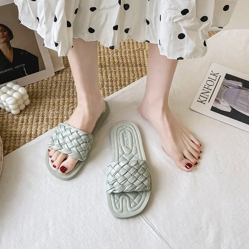 

Female Shoes Summer Clogs Woman Low Ladies' Slippers Luxury Slides 2021 Beach Soft Flat Designer Fashion Rubber Rome Basic PU